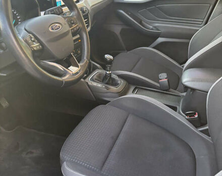 Серый Форд Фокус, объемом двигателя 1.5 л и пробегом 179 тыс. км за 11800 $, фото 12 на Automoto.ua