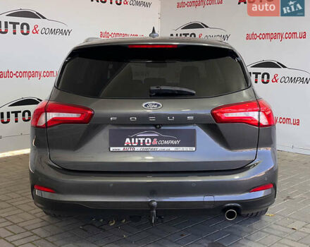 Сірий Форд Фокус, об'ємом двигуна 1.5 л та пробігом 194 тис. км за 14950 $, фото 3 на Automoto.ua