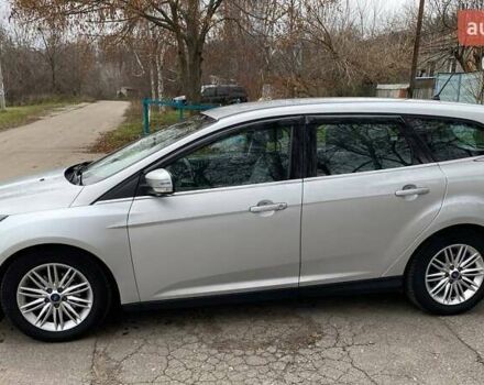 Серый Форд Фокус, объемом двигателя 1.5 л и пробегом 195 тыс. км за 9700 $, фото 6 на Automoto.ua