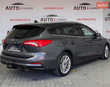 Сірий Форд Фокус, об'ємом двигуна 1.5 л та пробігом 194 тис. км за 14950 $, фото 2 на Automoto.ua
