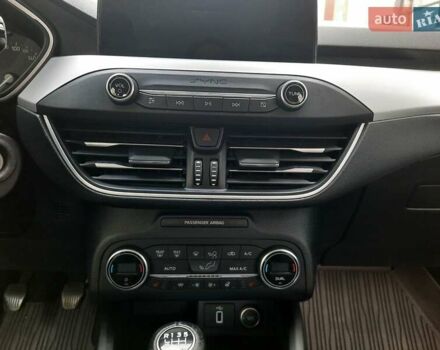 Серый Форд Фокус, объемом двигателя 1.5 л и пробегом 176 тыс. км за 13499 $, фото 14 на Automoto.ua