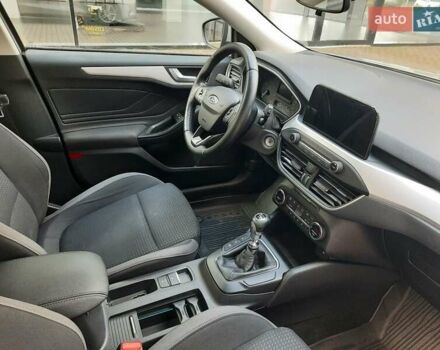 Серый Форд Фокус, объемом двигателя 1.5 л и пробегом 176 тыс. км за 13499 $, фото 18 на Automoto.ua