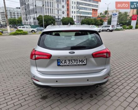 Сірий Форд Фокус, об'ємом двигуна 1.5 л та пробігом 171 тис. км за 10999 $, фото 5 на Automoto.ua