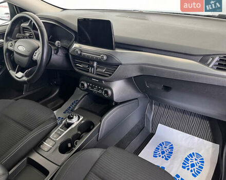 Сірий Форд Фокус, об'ємом двигуна 1.5 л та пробігом 194 тис. км за 14950 $, фото 7 на Automoto.ua