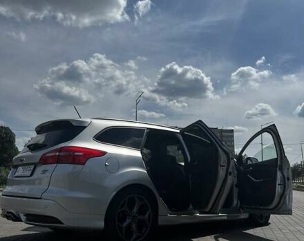 Серый Форд Фокус, объемом двигателя 2 л и пробегом 230 тыс. км за 12300 $, фото 1 на Automoto.ua