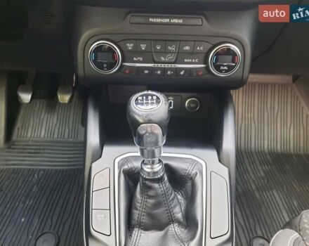 Серый Форд Фокус, объемом двигателя 1.5 л и пробегом 176 тыс. км за 13499 $, фото 16 на Automoto.ua