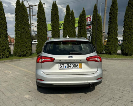 Серый Форд Фокус, объемом двигателя 1.5 л и пробегом 170 тыс. км за 12800 $, фото 8 на Automoto.ua