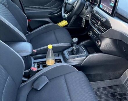 Серый Форд Фокус, объемом двигателя 1.5 л и пробегом 190 тыс. км за 13200 $, фото 11 на Automoto.ua