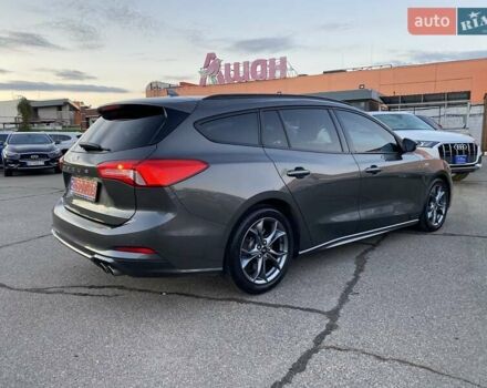 Серый Форд Фокус, объемом двигателя 1.5 л и пробегом 158 тыс. км за 14700 $, фото 5 на Automoto.ua