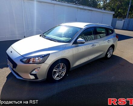 Серый Форд Фокус, объемом двигателя 1.5 л и пробегом 214 тыс. км за 13600 $, фото 4 на Automoto.ua