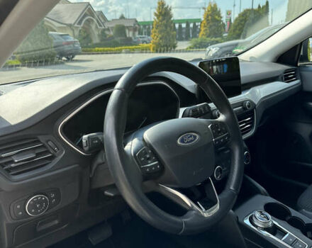 Серый Форд Фокус, объемом двигателя 1.5 л и пробегом 170 тыс. км за 12800 $, фото 9 на Automoto.ua