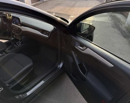 Серый Форд Фокус, объемом двигателя 1.5 л и пробегом 110 тыс. км за 14300 $, фото 11 на Automoto.ua