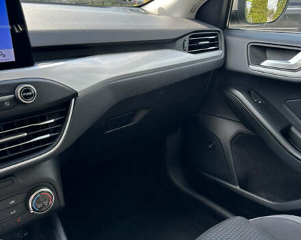 Серый Форд Фокус, объемом двигателя 1.5 л и пробегом 170 тыс. км за 12800 $, фото 12 на Automoto.ua