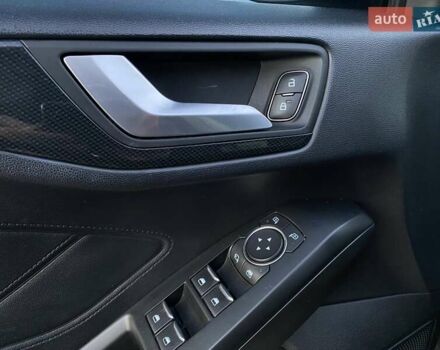 Серый Форд Фокус, объемом двигателя 1.5 л и пробегом 158 тыс. км за 14700 $, фото 9 на Automoto.ua