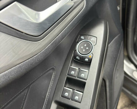 Сірий Форд Фокус, об'ємом двигуна 1 л та пробігом 190 тис. км за 9000 $, фото 26 на Automoto.ua