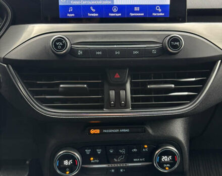 Сірий Форд Фокус, об'ємом двигуна 1 л та пробігом 190 тис. км за 9000 $, фото 13 на Automoto.ua