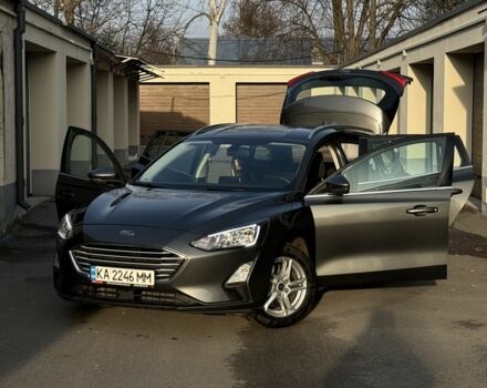 Серый Форд Фокус, объемом двигателя 1.5 л и пробегом 110 тыс. км за 14300 $, фото 4 на Automoto.ua