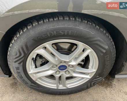 Серый Форд Фокус, объемом двигателя 1.5 л и пробегом 193 тыс. км за 12600 $, фото 13 на Automoto.ua