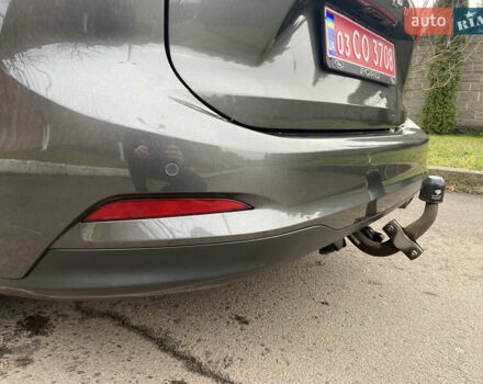 Серый Форд Фокус, объемом двигателя 1.5 л и пробегом 193 тыс. км за 12600 $, фото 12 на Automoto.ua