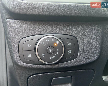 Серый Форд Фокус, объемом двигателя 1.5 л и пробегом 193 тыс. км за 12600 $, фото 26 на Automoto.ua