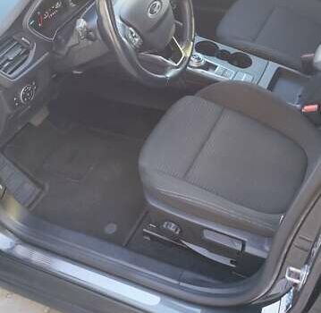 Серый Форд Фокус, объемом двигателя 2 л и пробегом 235 тыс. км за 13499 $, фото 7 на Automoto.ua