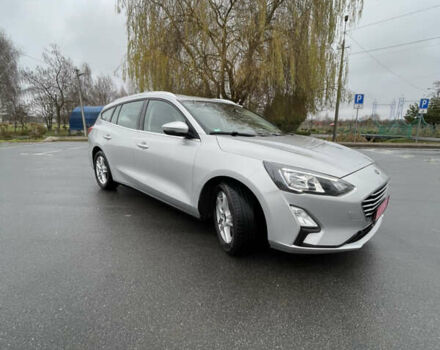 Серый Форд Фокус, объемом двигателя 1.5 л и пробегом 201 тыс. км за 13500 $, фото 2 на Automoto.ua