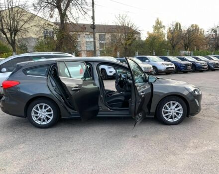 Сірий Форд Фокус, об'ємом двигуна 1.5 л та пробігом 137 тис. км за 15990 $, фото 13 на Automoto.ua