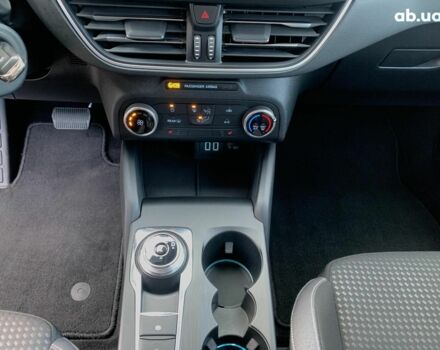 Сірий Форд Фокус, об'ємом двигуна 1.5 л та пробігом 137 тис. км за 15990 $, фото 32 на Automoto.ua