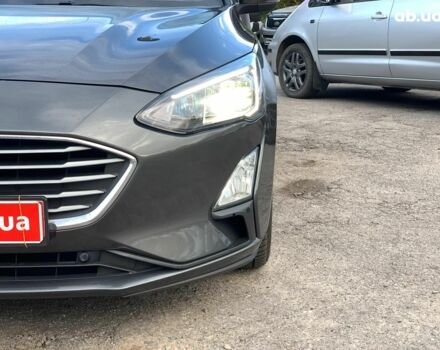 Сірий Форд Фокус, об'ємом двигуна 1.5 л та пробігом 137 тис. км за 15990 $, фото 9 на Automoto.ua