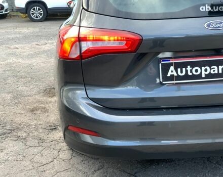 Сірий Форд Фокус, об'ємом двигуна 1.5 л та пробігом 137 тис. км за 15990 $, фото 12 на Automoto.ua
