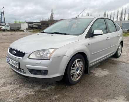 Серый Форд Фокус, объемом двигателя 1.8 л и пробегом 211 тыс. км за 4750 $, фото 1 на Automoto.ua