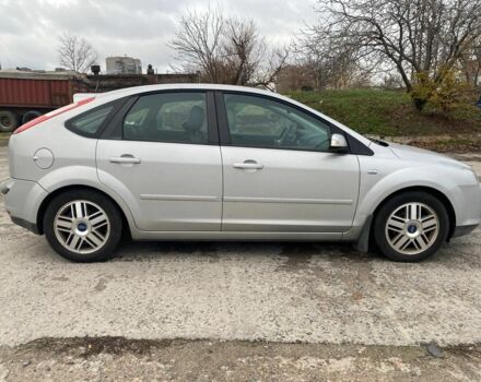 Серый Форд Фокус, объемом двигателя 1.8 л и пробегом 211 тыс. км за 4750 $, фото 4 на Automoto.ua