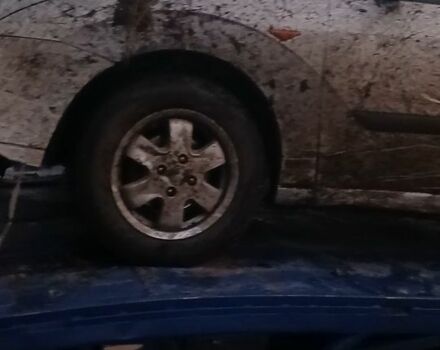 Серый Форд Фокус, объемом двигателя 0 л и пробегом 490 тыс. км за 1000 $, фото 1 на Automoto.ua