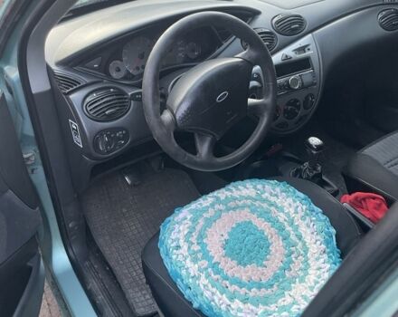 Серый Форд Фокус, объемом двигателя 1.6 л и пробегом 199 тыс. км за 2350 $, фото 1 на Automoto.ua