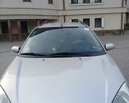 Серый Форд Фокус, объемом двигателя 1.8 л и пробегом 190 тыс. км за 3500 $, фото 1 на Automoto.ua