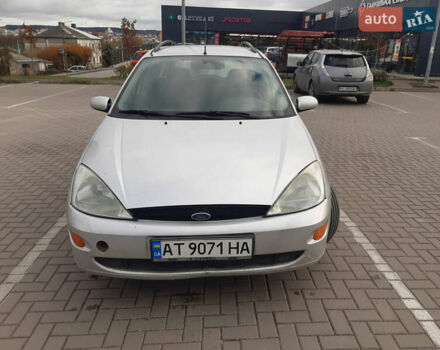 Серый Форд Фокус, объемом двигателя 1.75 л и пробегом 350 тыс. км за 2300 $, фото 1 на Automoto.ua