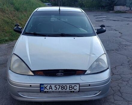 Сірий Форд Фокус, об'ємом двигуна 2 л та пробігом 300 тис. км за 1500 $, фото 1 на Automoto.ua