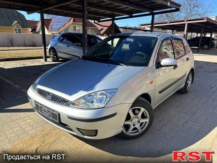 Серый Форд Фокус, объемом двигателя 1.8 л и пробегом 250 тыс. км за 2500 $, фото 1 на Automoto.ua