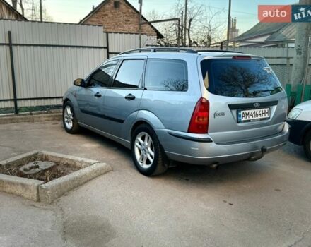 Серый Форд Фокус, объемом двигателя 1.4 л и пробегом 352 тыс. км за 2550 $, фото 1 на Automoto.ua