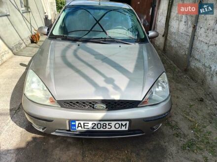 Серый Форд Фокус, объемом двигателя 1.6 л и пробегом 290 тыс. км за 3100 $, фото 1 на Automoto.ua