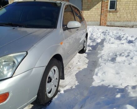 Серый Форд Фокус, объемом двигателя 1.6 л и пробегом 300 тыс. км за 2500 $, фото 1 на Automoto.ua