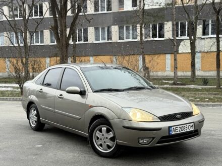 Серый Форд Фокус, объемом двигателя 1.6 л и пробегом 290 тыс. км за 3499 $, фото 1 на Automoto.ua