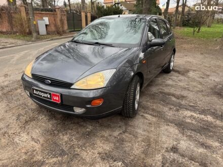 Форд Фокус 2003 в Киеве на Automoto.ua Серый Форд Фокус, объемом двигателя 1.8 л и пробегом 299 тыс. км за 3590 $, фото 1 на Automoto.ua
