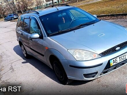 Серый Форд Фокус, объемом двигателя 1.8 л и пробегом 300 тыс. км за 2400 $, фото 1 на Automoto.ua