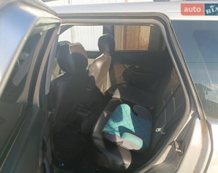 Сірий Форд Фокус, об'ємом двигуна 1.6 л та пробігом 290 тис. км за 2500 $, фото 1 на Automoto.ua