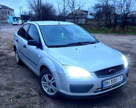 Серый Форд Фокус, объемом двигателя 1.6 л и пробегом 267 тыс. км за 4000 $, фото 1 на Automoto.ua