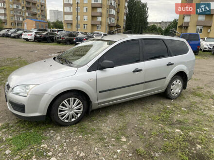 Форд Фокус 2005 в Борисполе на Automoto.ua Серый Форд Фокус, объемом двигателя 1.6 л и пробегом 260 тыс. км за 3700 $, фото 1 на Automoto.ua