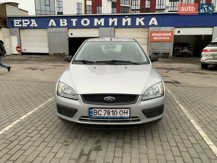 Форд Фокус 2005 в Луцке на Automoto.ua Серый Форд Фокус, объемом двигателя 1.56 л и пробегом 318 тыс. км за 4200 $, фото 1 на Automoto.ua