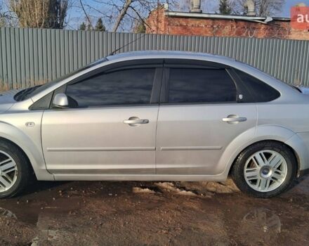 Серый Форд Фокус, объемом двигателя 1.6 л и пробегом 292 тыс. км за 4800 $, фото 1 на Automoto.ua