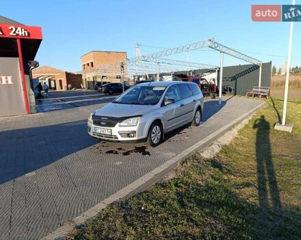 Серый Форд Фокус, объемом двигателя 1.6 л и пробегом 218 тыс. км за 4200 $, фото 1 на Automoto.ua